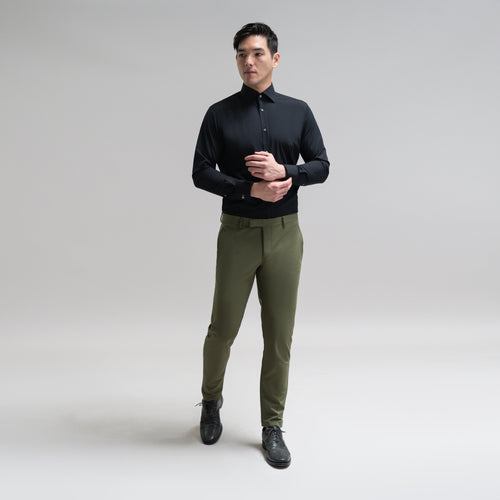Custom Bespoke Tailored Spread Shirt model Jesse in Black BreezeTech