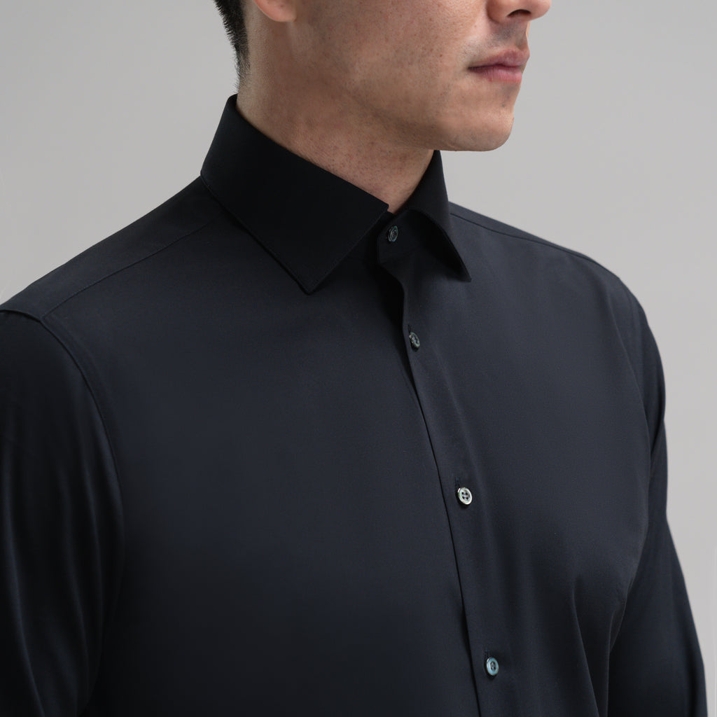 Custom Bespoke Tailored Spread Shirt model Jesse in Black BreezeTech