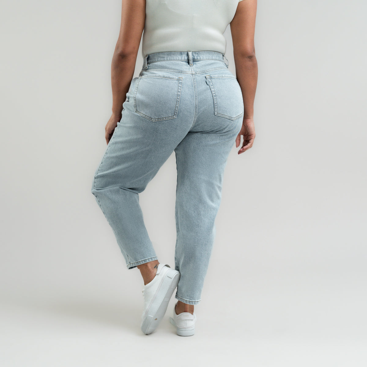 Tags:(5'10"|14-16) True vintage mom jeans custom sizeless tailored model Drew in Vintage Gin