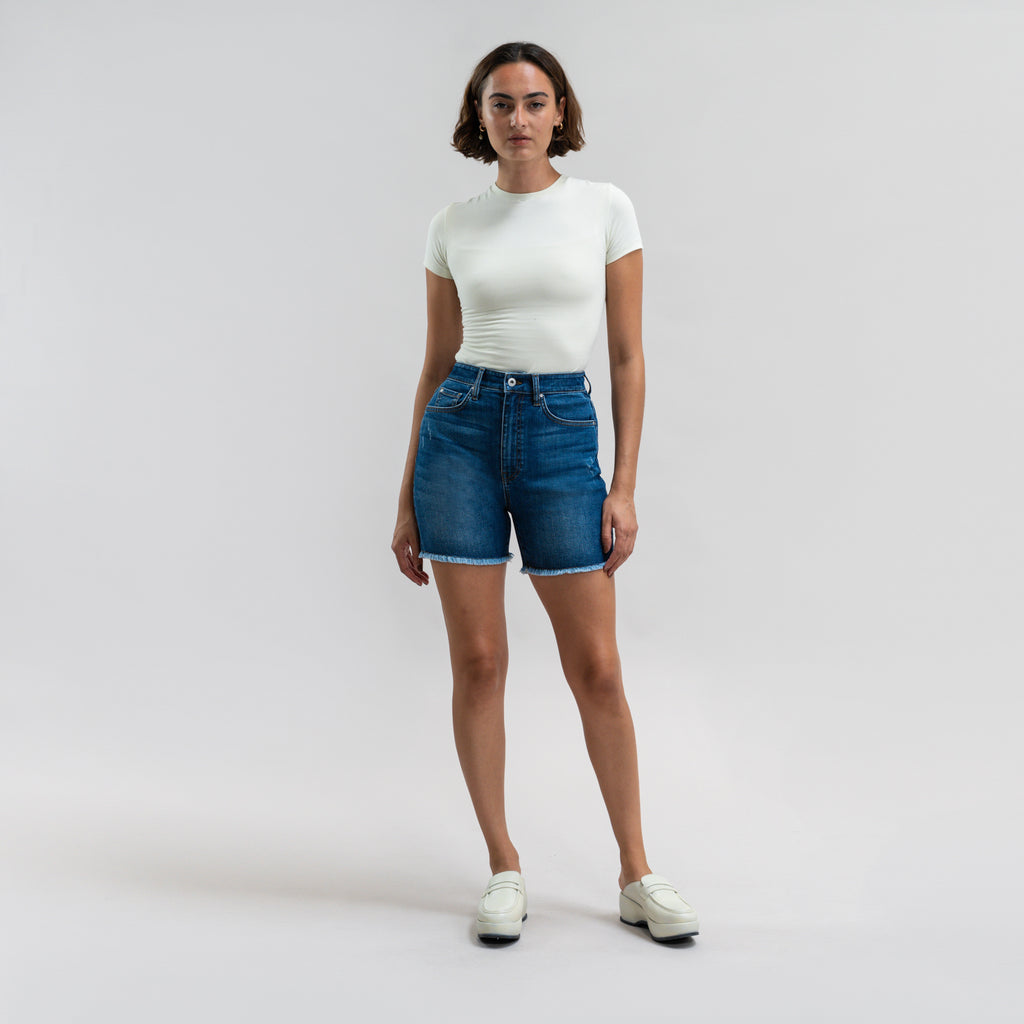 Custom jean denim shorts fit weekender model Moe in Sur Blue