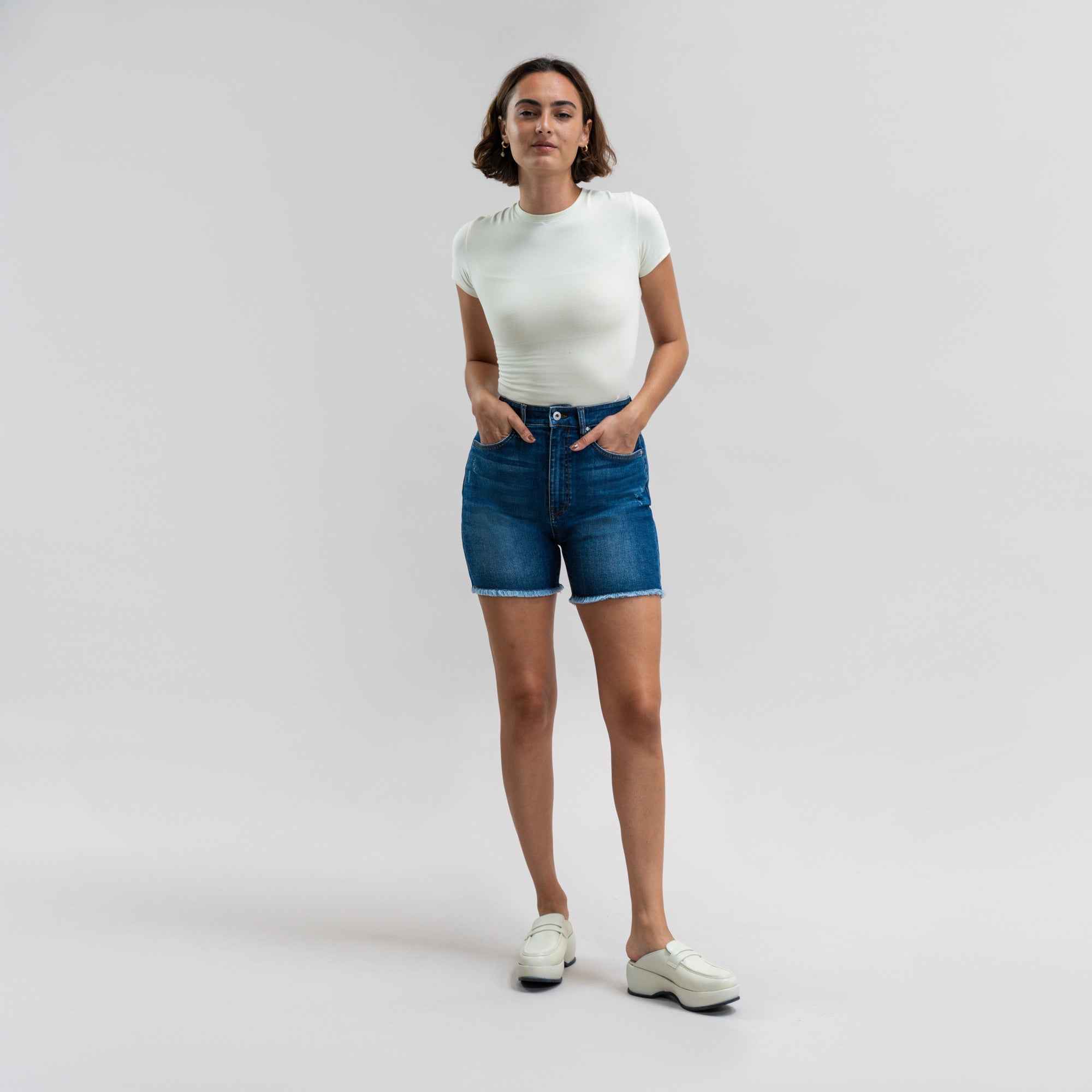 Custom jean denim shorts fit weekender model Moe in Sur Blue