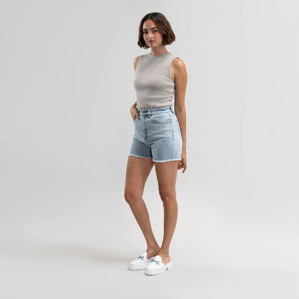 True vintage denim jean shorts custom sizeless model Moe in Vintage Gin